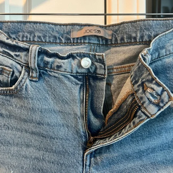 ✨Joe’s (EUC) Denim Medium Hight Rise Size 28✨ - Picture 4 of 7